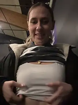 M1ssyk1ssy online show from January 2025 02:02:01 AM