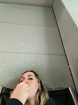 M1ssyk1ssy online show from January 2025 06:44:01 PM