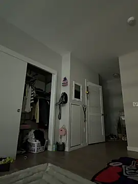 Snapshot of M1ssyk1ssy chatting on May 2026 01:03:01 PM M1ssyk1ssy online show from May 2026 01:03:01 PM