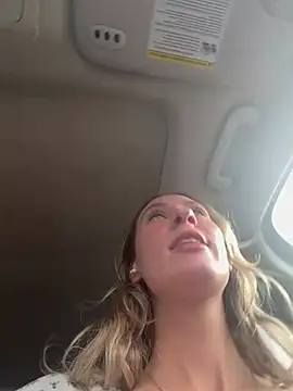 M1ssyk1ssy online show from April 2026 10:57:02 PM