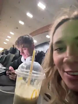 Snapshot of M1ssyk1ssy chatting on November 2025 09:13:02 PM M1ssyk1ssy online show from November 2025 09:13:02 PM