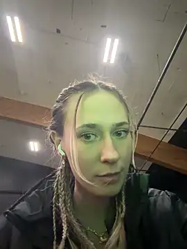 M1ssyk1ssy online show from March 2026 07:50:02 PM