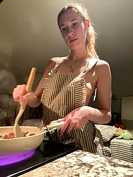 Snapshot of M1ssyk1ssy chatting on November 2025 02:15:01 AM M1ssyk1ssy online show from November 2025 02:15:01 AM