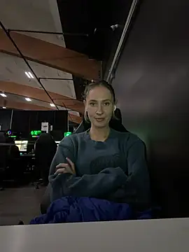 M1ssyk1ssy online show from April 2026 06:36:01 PM