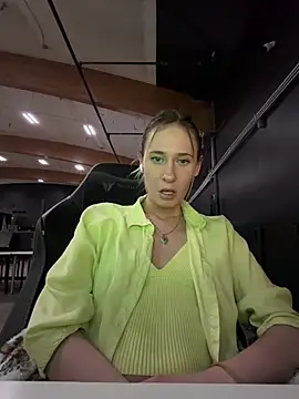 M1ssyk1ssy online show from April 2026 11:19:01 PM