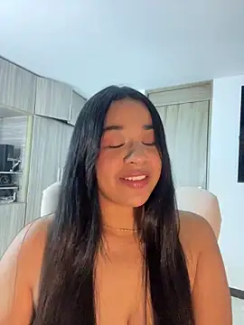 Snapshot of Aitana98_ chatting on October 2025 02:04:02 AM Aitana98  online show from October 2025 02:04:02 AM