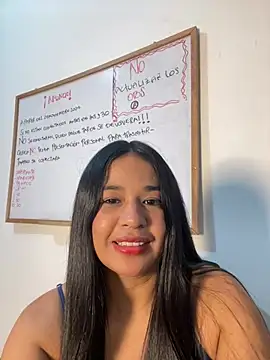 Snapshot of Aitana98_ chatting on February 2025 07:16:02 AM Aitana98  online show from February 2025 07:16:02 AM