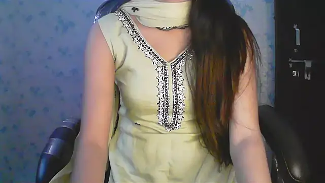 collage hoty online show from July 2026 03:51:01 AM