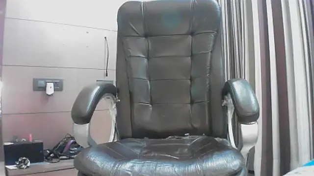 collage hoty online show from November 2025 05:13:02 PM