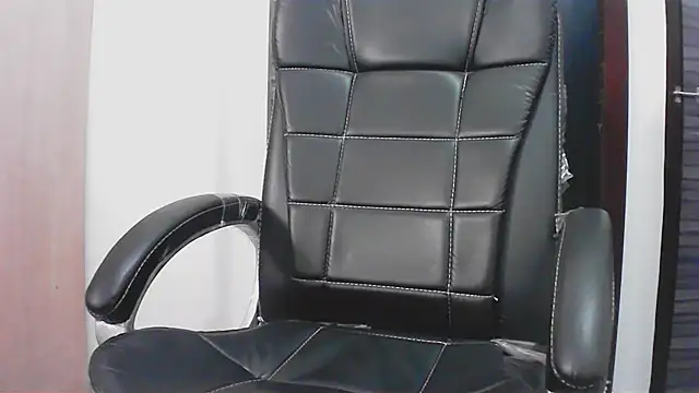 collage hoty online show from April 2026 02:30:01 AM