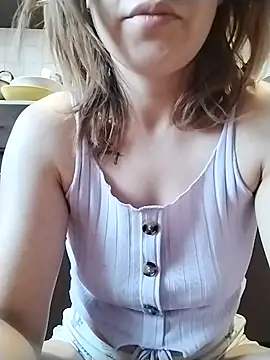 ladyrrr online show from June 2026 05:18:02 PM