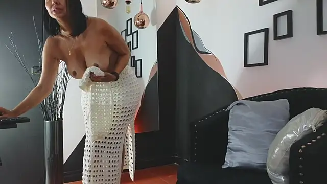 Snapshot of almaa_18 chatting on March 2025 07:57:01 AM almaa 18 online show from March 2025 07:57:01 AM