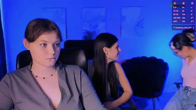 nikole kitt online show from November 2025 09:25:02 PM