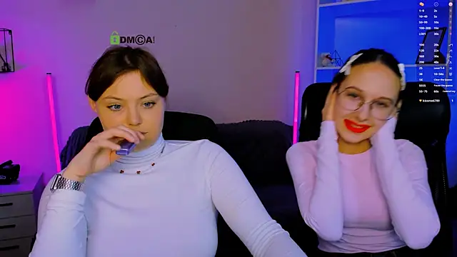 nikole kitt online show from November 2025 08:12:01 PM