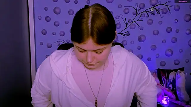 nikole kitt online show from February 2026 08:21:02 PM