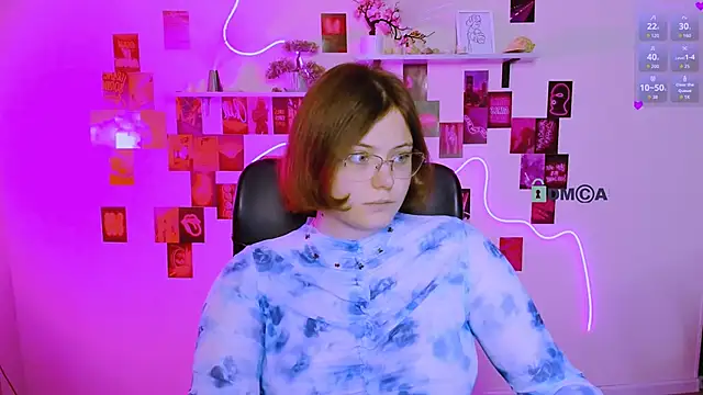 nikole kitt online show from April 2026 07:10:02 PM