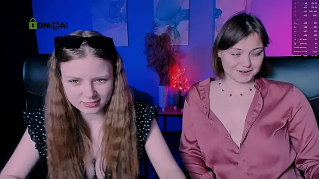 nikole kitt online show from November 2025 08:23:01 PM