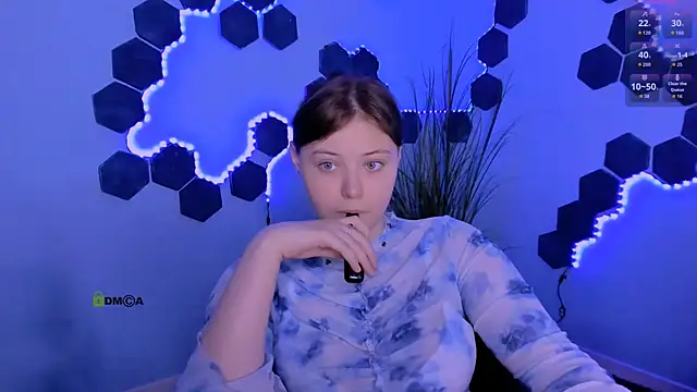 nikole kitt online show from May 2026 06:51:02 PM