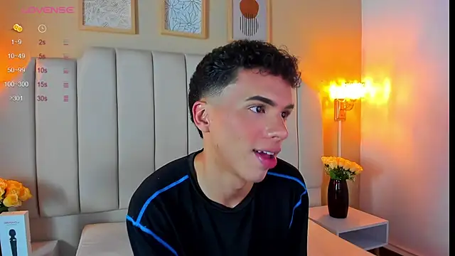 SEANTROYY online show from September 2025 03:56:01 AM