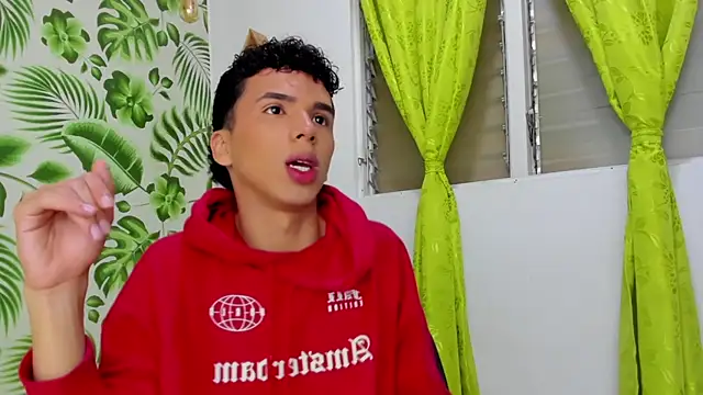 SEANTROYY online show from March 2025 04:02:02 AM