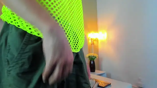 SEANTROYY online show from October 2025 03:51:02 AM