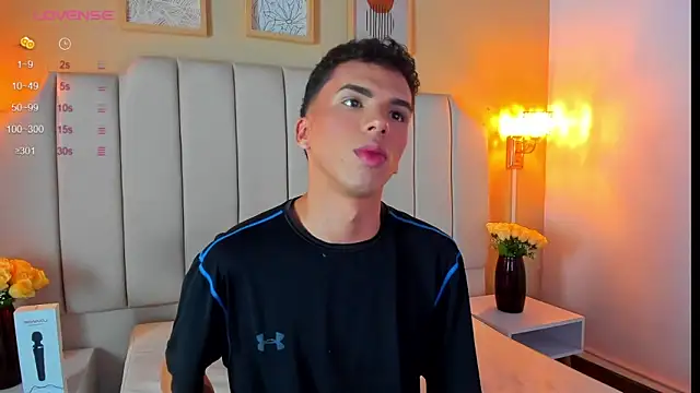 SEANTROYY online show from September 2025 03:57:01 AM