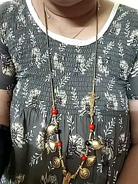 Snapshot of gaurika18 chatting on November 2025 03:29:01 AM gaurika18 online show from November 2025 03:29:01 AM