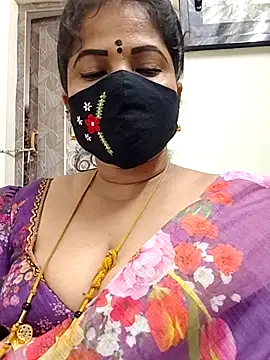 Snapshot of gaurika18 chatting on June 2026 01:27:02 AM gaurika18 online show from June 2026 01:27:02 AM