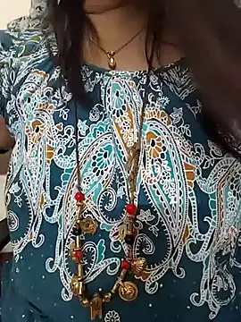 Snapshot of gaurika18 chatting on November 2025 02:12:01 AM gaurika18 online show from November 2025 02:12:01 AM