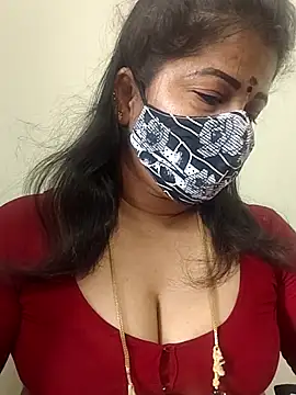 gaurika18 online show from April 2026 02:47:01 AM
