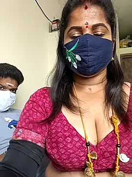 Snapshot of gaurika18 chatting on June 2026 04:20:02 AM gaurika18 online show from June 2026 04:20:02 AM