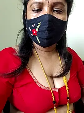 Snapshot of gaurika18 chatting on June 2026 05:45:01 AM gaurika18 online show from June 2026 05:45:01 AM