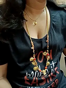 gaurika18 online show from March 2025 10:05:01 PM