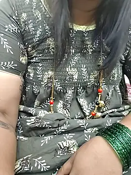 Snapshot of gaurika18 chatting on October 2025 10:54:02 PM gaurika18 online show from October 2025 10:54:02 PM