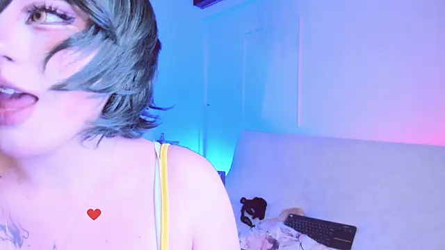 Lilith Asami online show from April 2026 10:07:02 AM