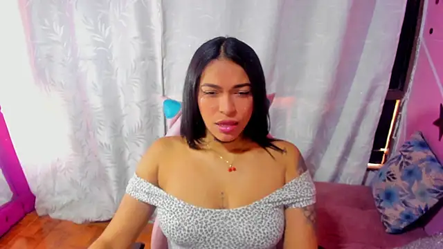 samantha simur online show from March 2025 12:38:02 PM