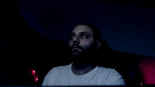 Snapshot of DisfrutaLa chatting on June 2026 02:40:02 AM DisfrutaLa online show from June 2026 02:40:02 AM