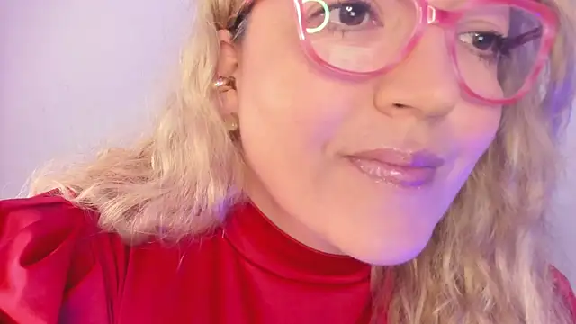 Naty Mature  online show from October 2025 11:51:02 AM