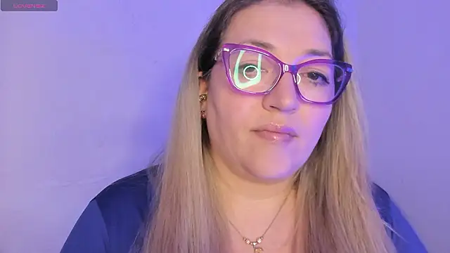 Naty Mature  online show from March 2026 06:24:01 PM