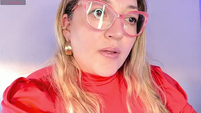 Naty Mature  online show from April 2026 06:23:01 PM