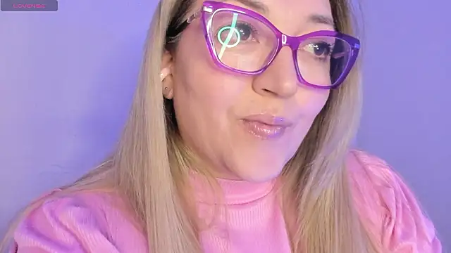 Naty Mature  online show from March 2026 07:47:01 PM