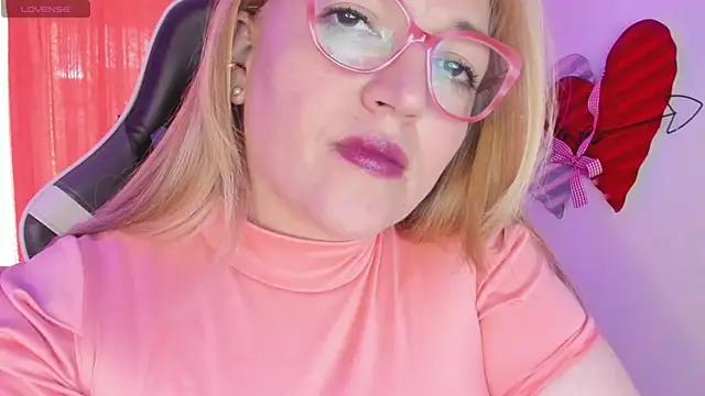 Naty Mature  online show from March 2025 08:50:02 PM