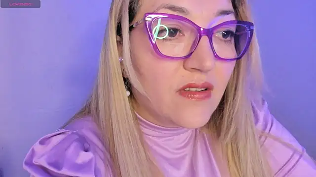 Naty Mature  online show from February 2026 07:12:01 PM