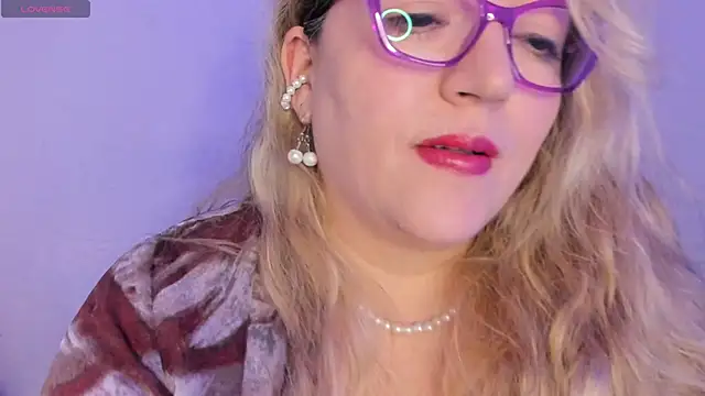 Naty Mature  online show from February 2026 05:48:01 PM