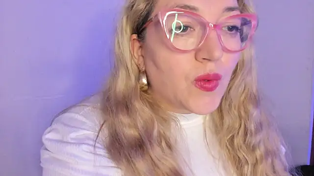 Naty Mature  online show from January 2026 06:11:01 PM