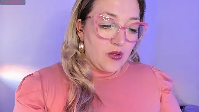 Naty Mature  online show from March 2026 06:17:02 PM