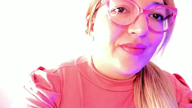 Naty Mature  online show from November 2025 10:30:01 AM