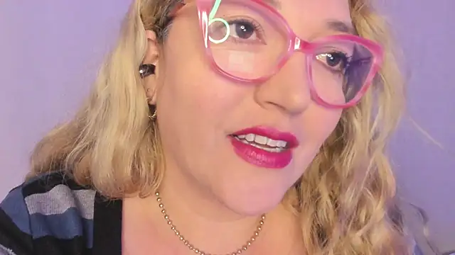 Naty Mature  online show from November 2025 05:13:02 PM