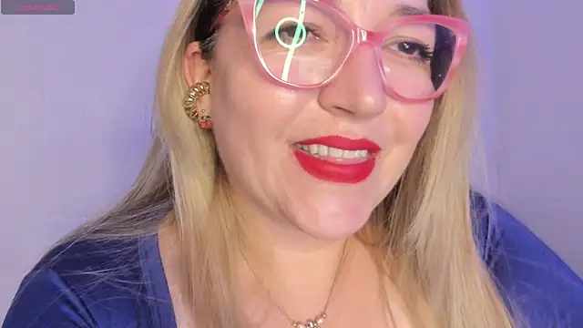 Naty Mature  online show from April 2026 08:48:02 PM