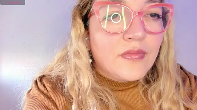 Naty Mature  online show from April 2026 05:50:02 PM